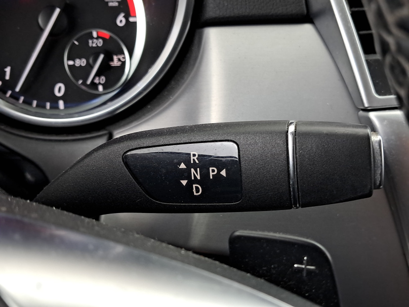 Mercedes-Benz ML, 2012