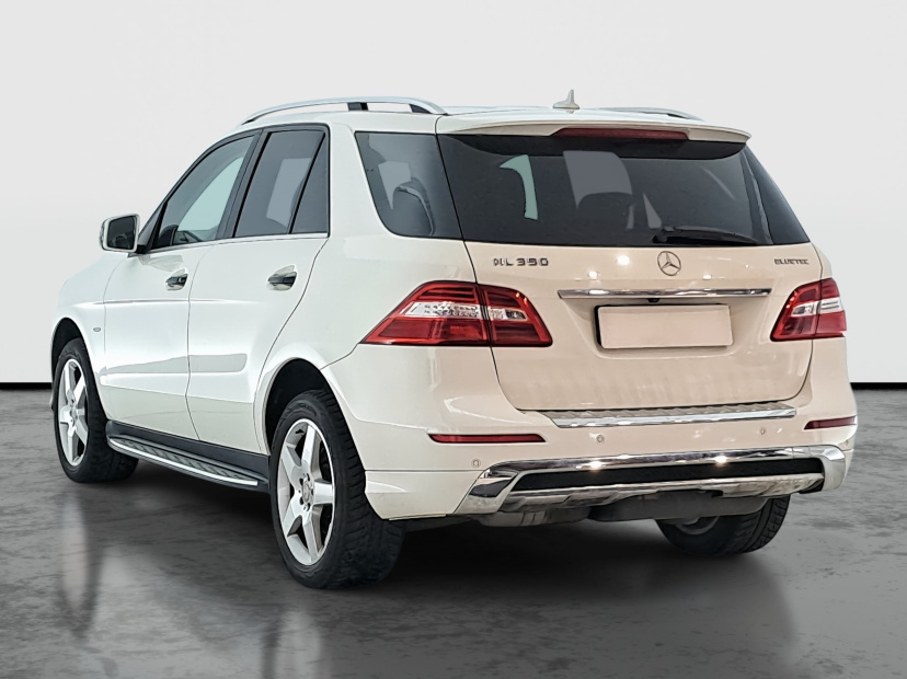 Mercedes-Benz ML, 2012