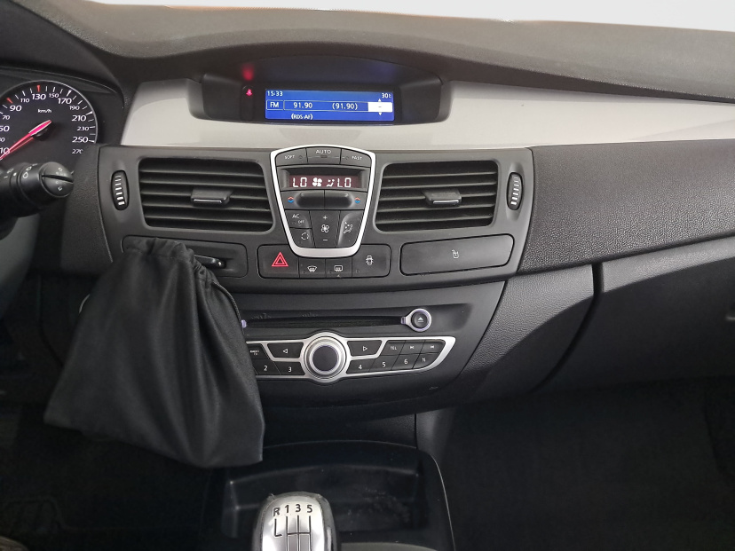 Renault Laguna, 2012
