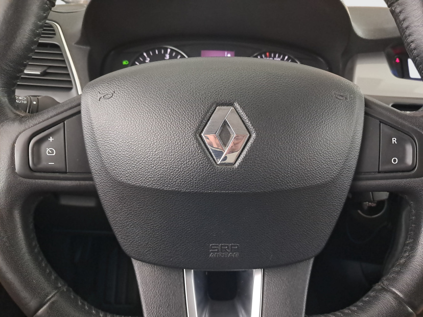 Renault Laguna, 2012