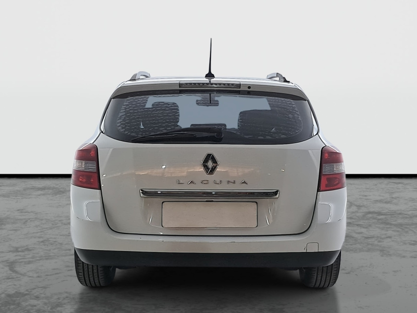 Renault Laguna, 2012