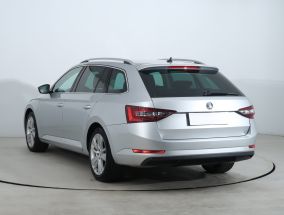 Škoda Superb - 2016