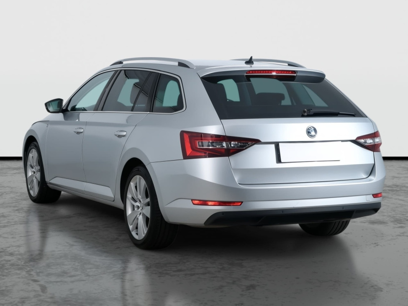 Škoda Superb, 2016