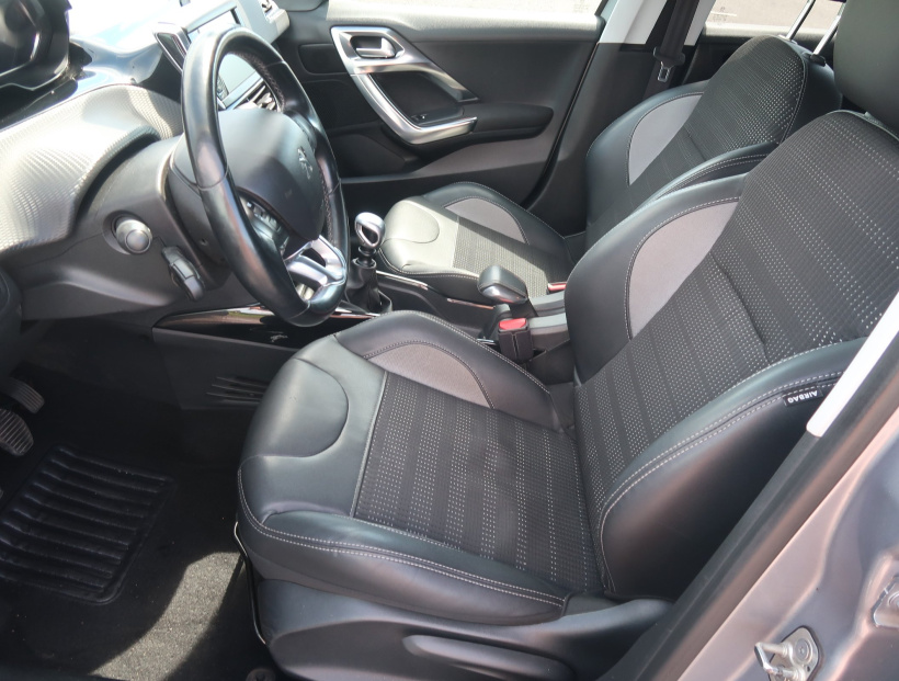 Peugeot 2008, 2016