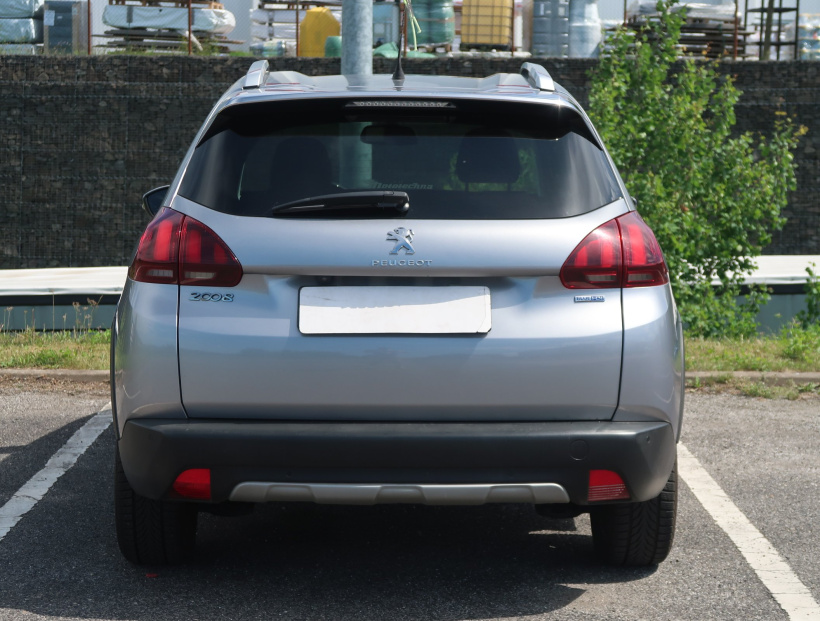Peugeot 2008, 2016