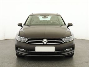 Volkswagen Passat - 2015