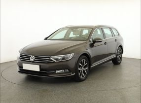 Volkswagen Passat - 2015