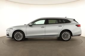 Škoda Superb - 2024