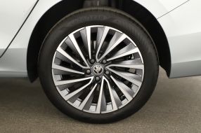 Škoda Superb - 2024