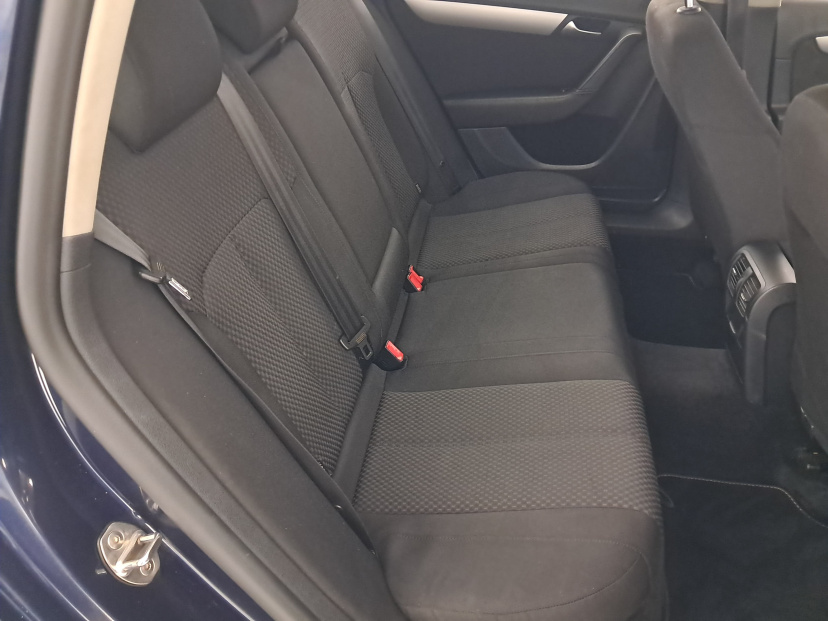 Volkswagen Passat, 2012