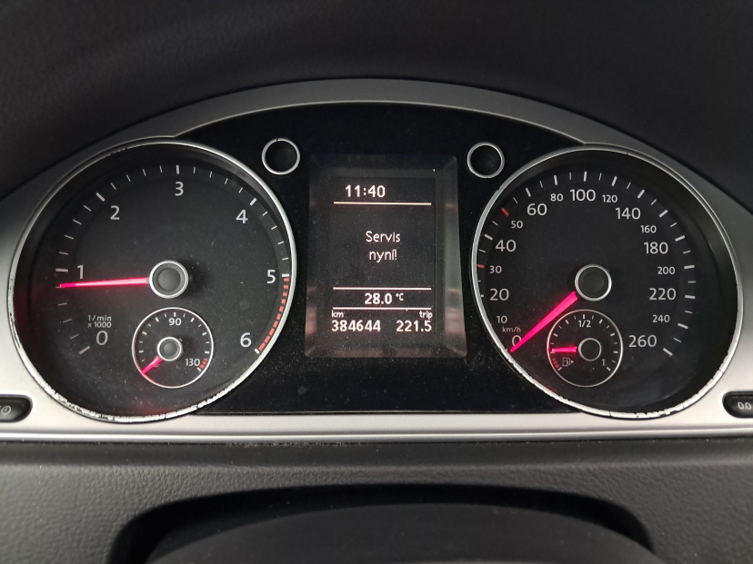 Volkswagen Passat, 2012