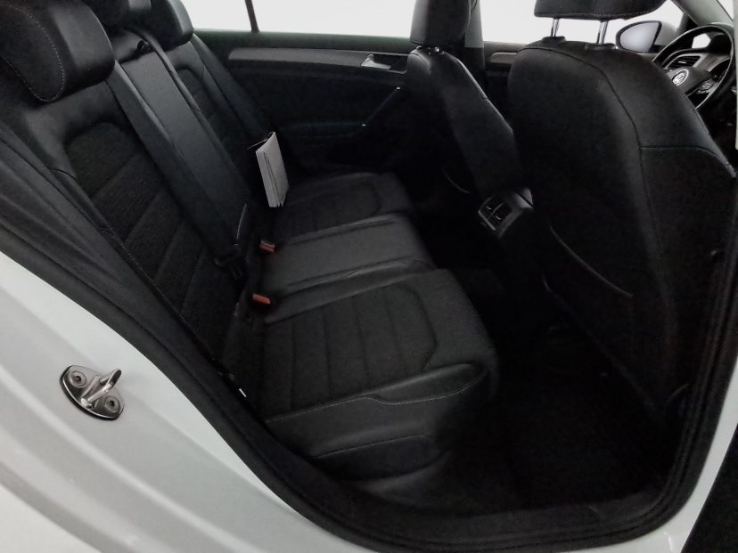 Volkswagen Golf, 2016