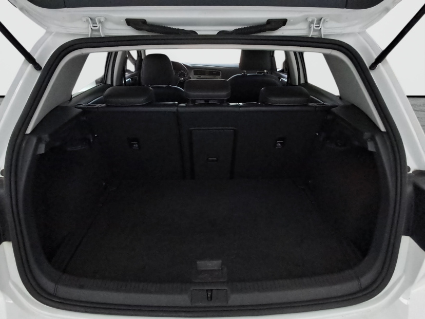 Volkswagen Golf, 2016