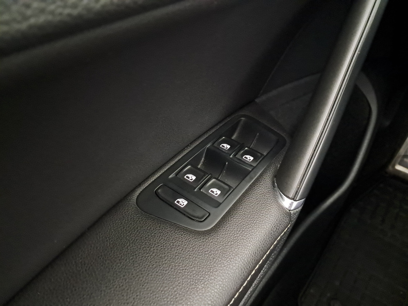 Volkswagen Golf, 2016