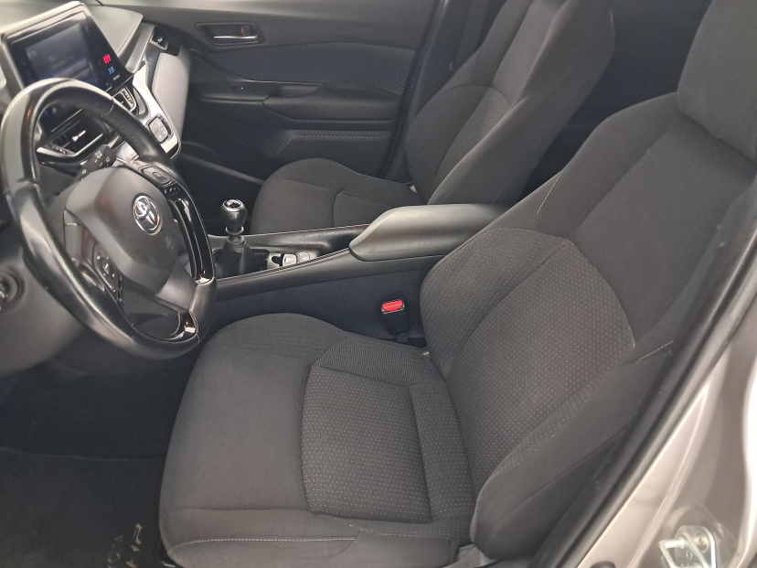 Toyota C-HR, 2017