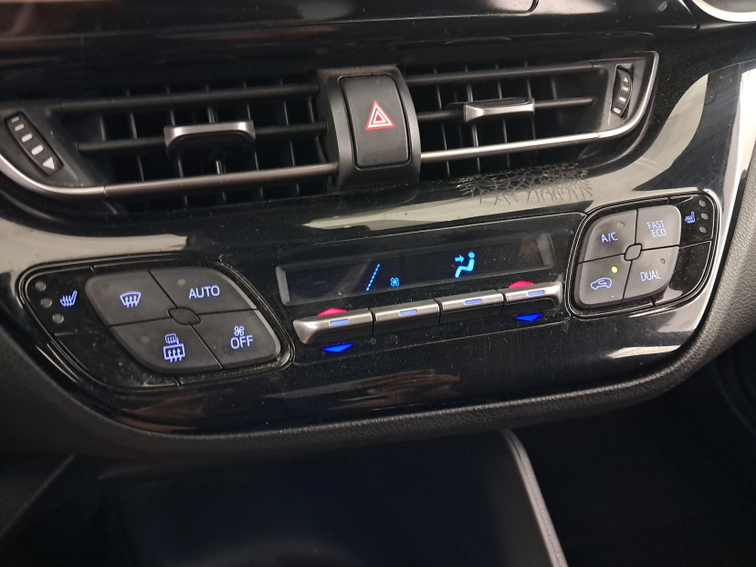 Toyota C-HR, 2017
