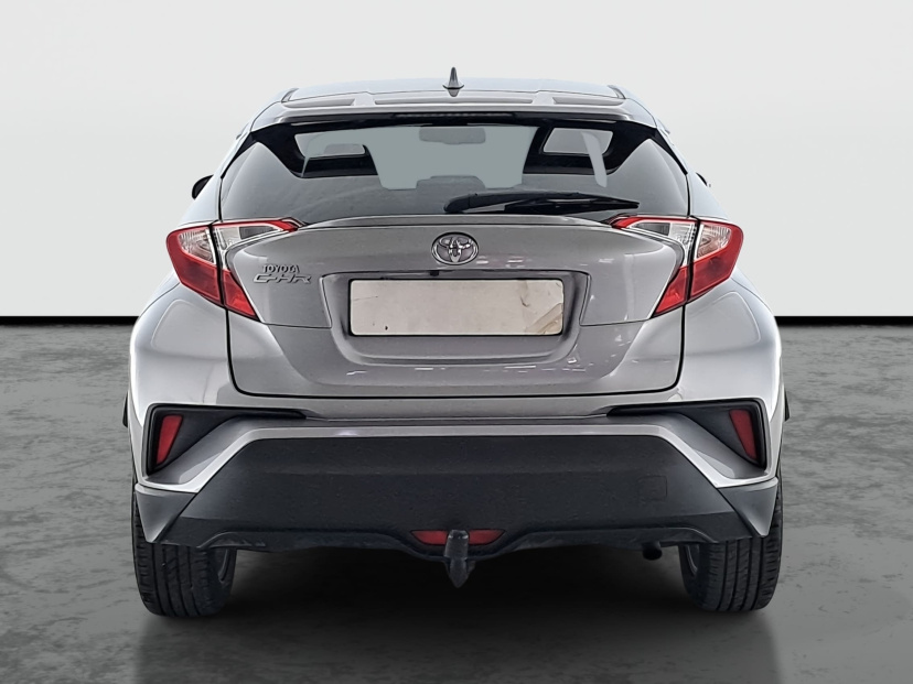 Toyota C-HR, 2017