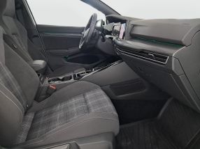 Volkswagen Golf - 2024