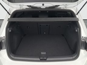 Volkswagen Golf - 2024