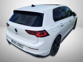 Volkswagen Golf - 2024