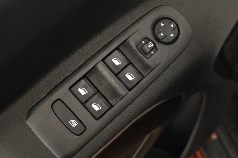 Peugeot Rifter, 2019