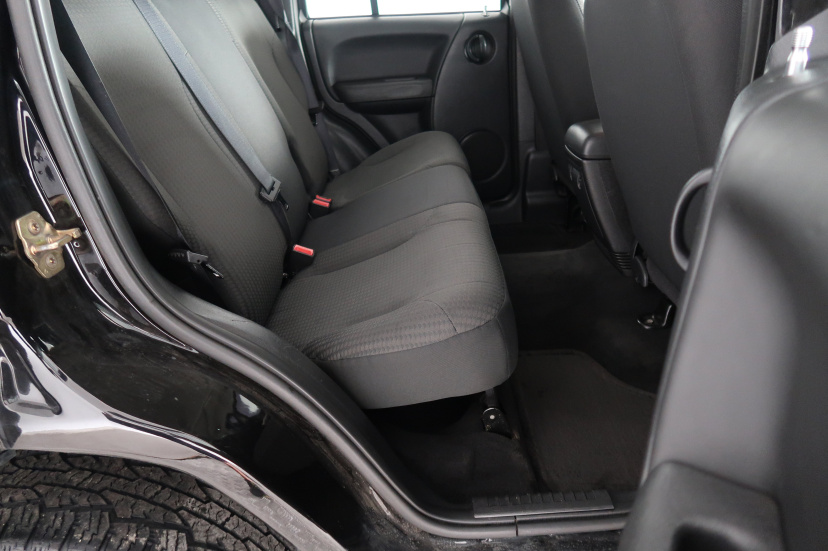 Jeep Cherokee, 2003