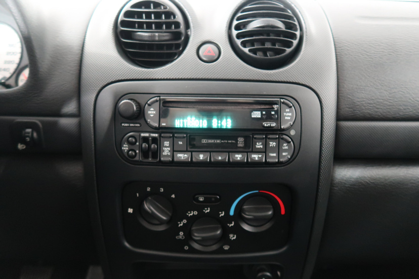 Jeep Cherokee, 2003