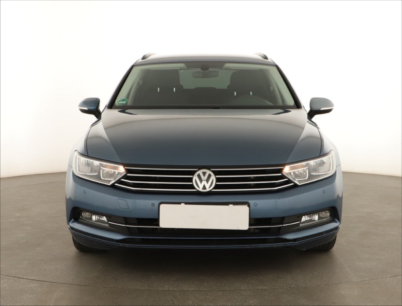 Volkswagen Passat, 2015