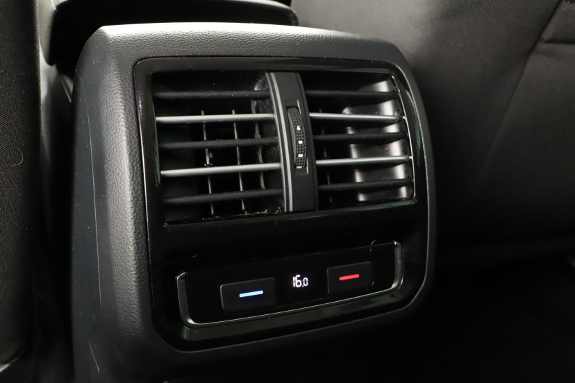 Volkswagen Passat, 2015