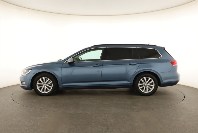 Volkswagen Passat, 2015