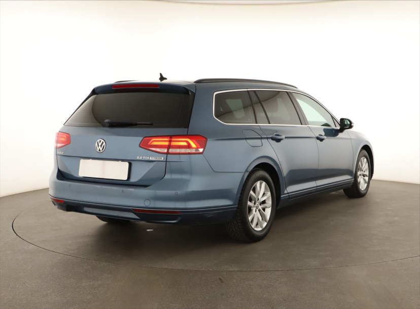 Volkswagen Passat, 2015