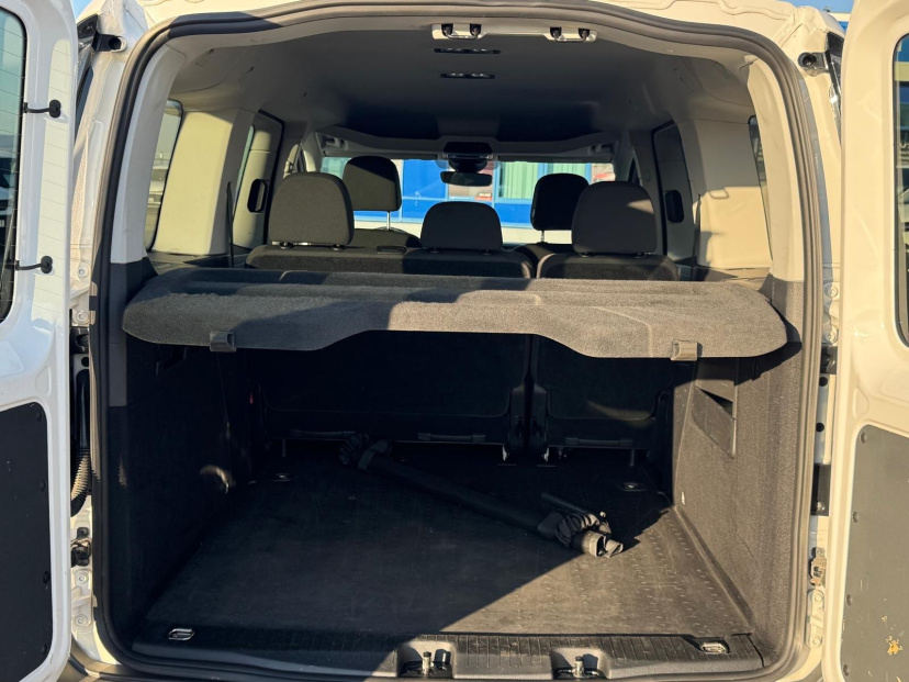 Volkswagen Caddy, 2023