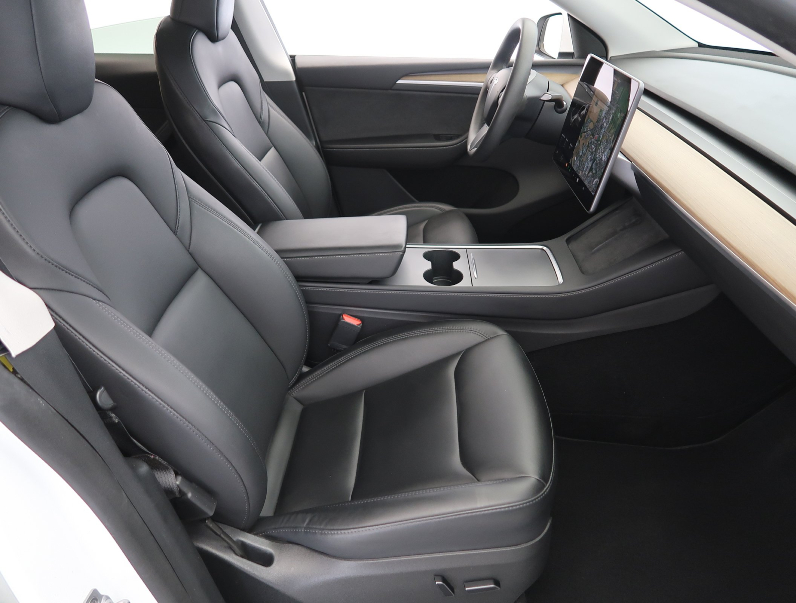 Tesla Model Y - 2023