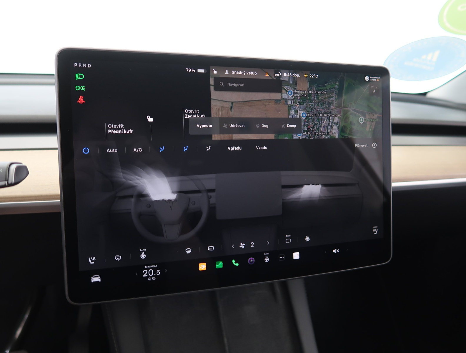 Tesla Model Y Long Range AWD – fotografie 24