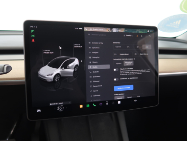 Tesla Model Y - 2023