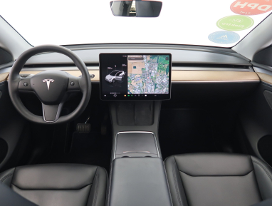 Tesla Model Y - 2023