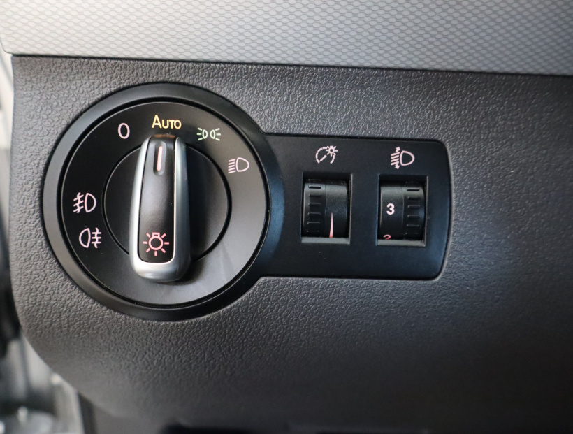 Volkswagen Touran, 2013