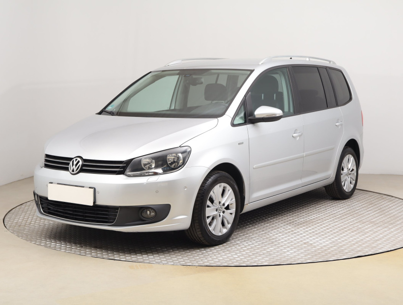 Volkswagen Touran, 2013