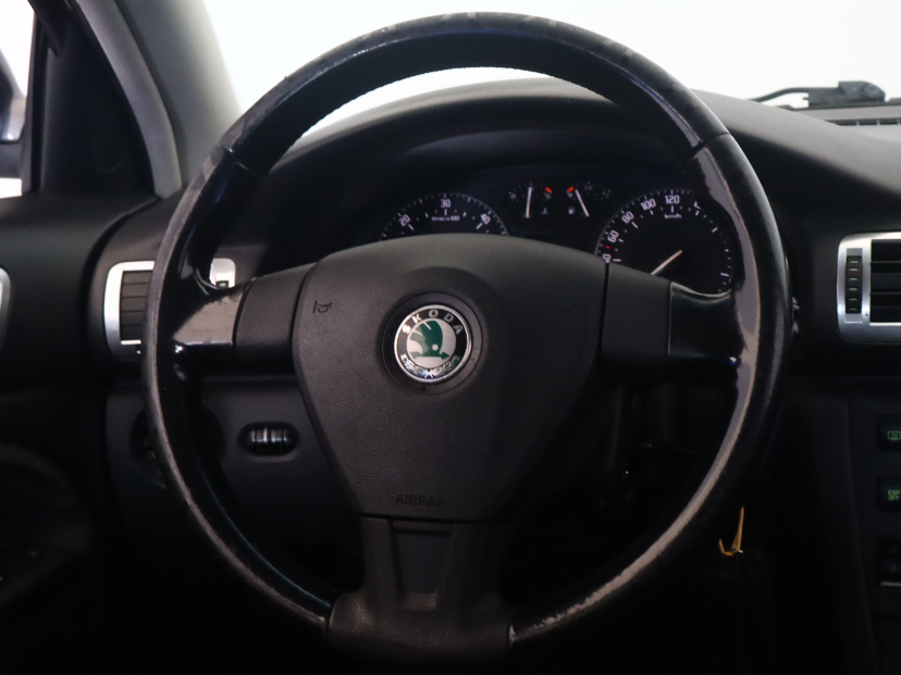 Škoda Superb, 2008