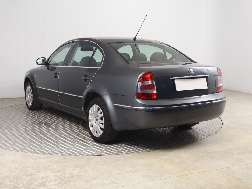 Škoda Superb, 2008