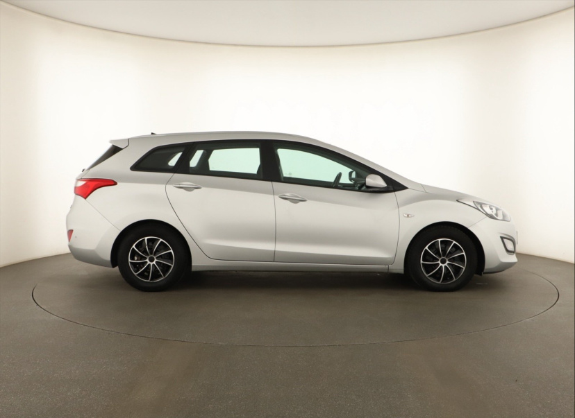 Hyundai i30, 2016