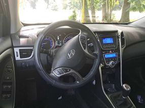 Hyundai i30 - 2012