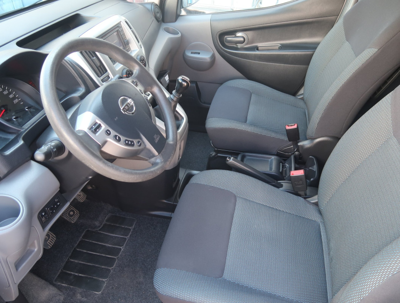 Nissan NV200, 2016