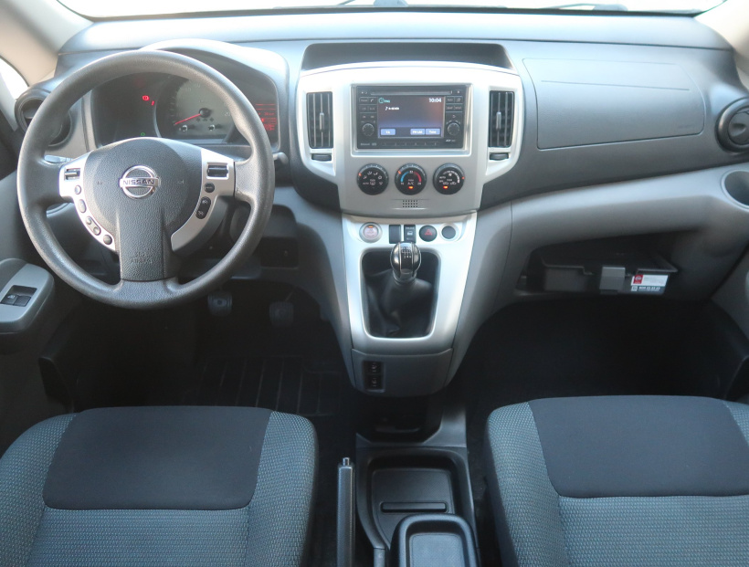 Nissan NV200, 2016
