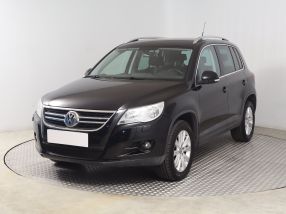 Volkswagen Tiguan - 2010