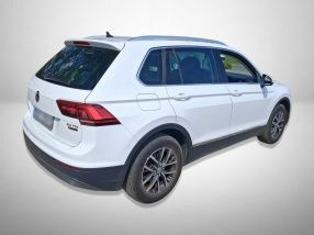 Volkswagen Tiguan - 2016