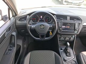 Volkswagen Tiguan - 2016