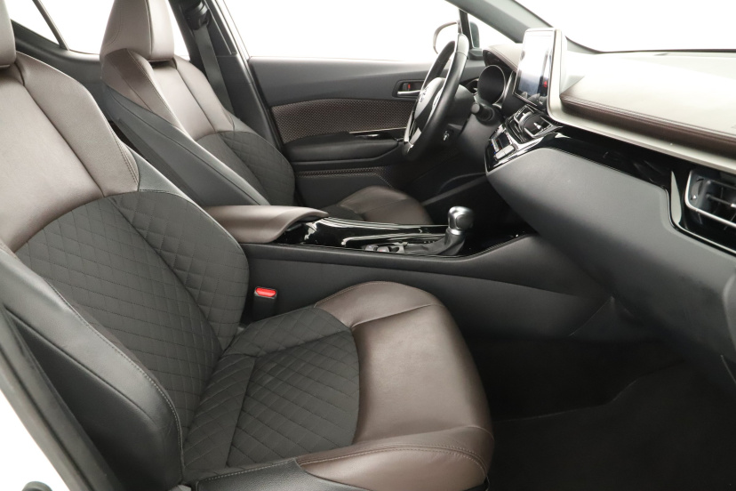Toyota C-HR, 2019