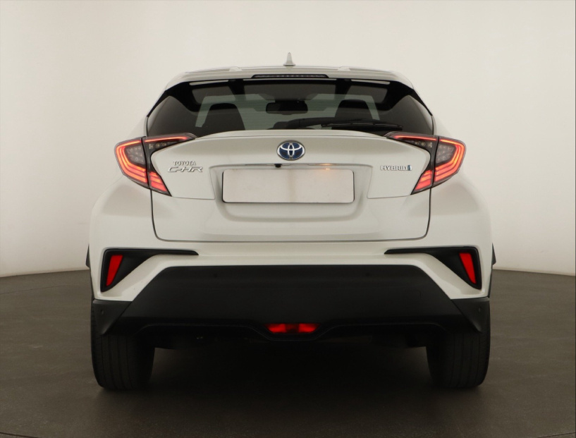 Toyota C-HR, 2019