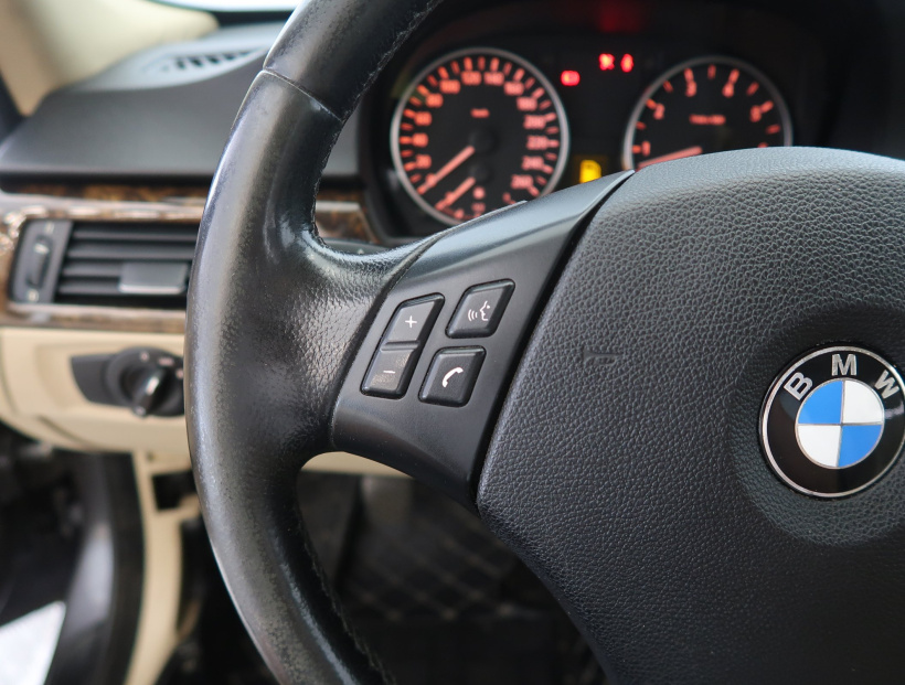 BMW 3, 2005
